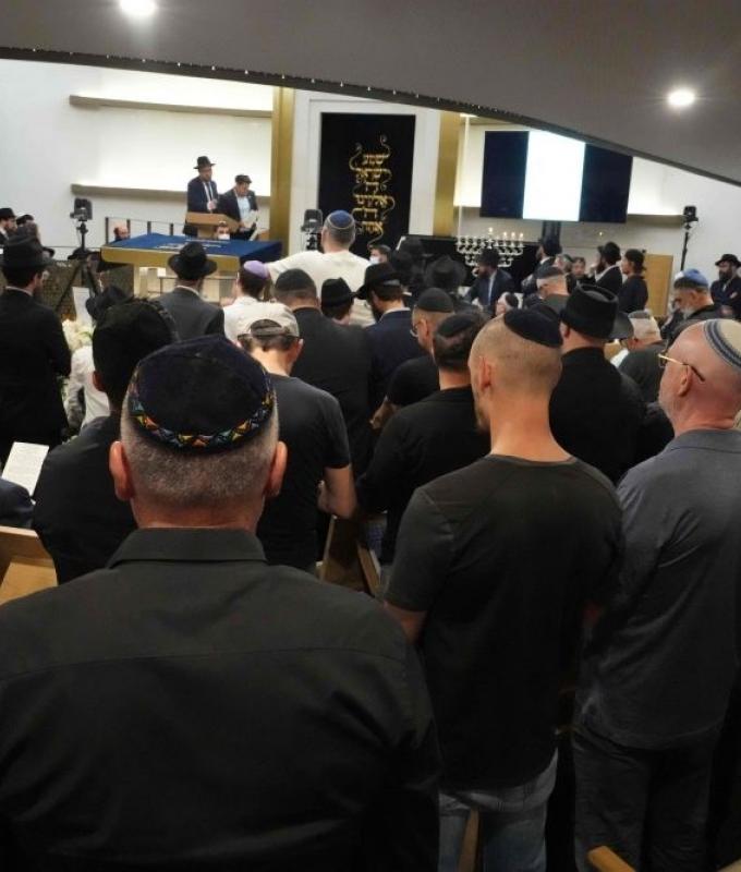 First funerals held for Bondi Beach attack victims as Australia grapples with antisemitic violence