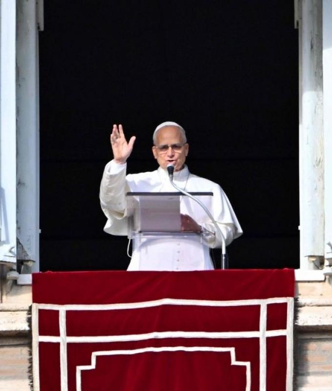 Pope says Christmas should bring silence to the front lines, even if briefly