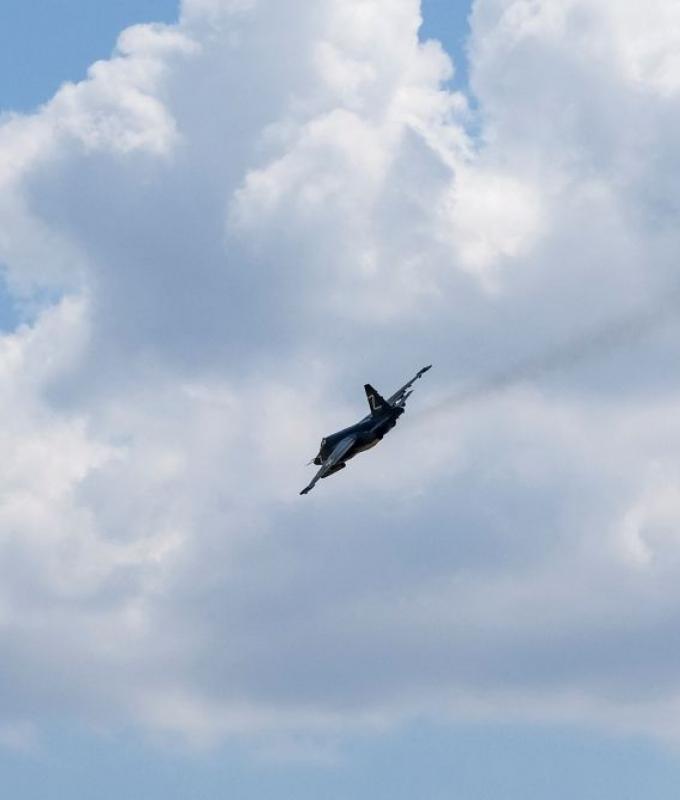 Polish jets intercept Russian reconnaissance aircraft, report mass airspace violations from Belarus