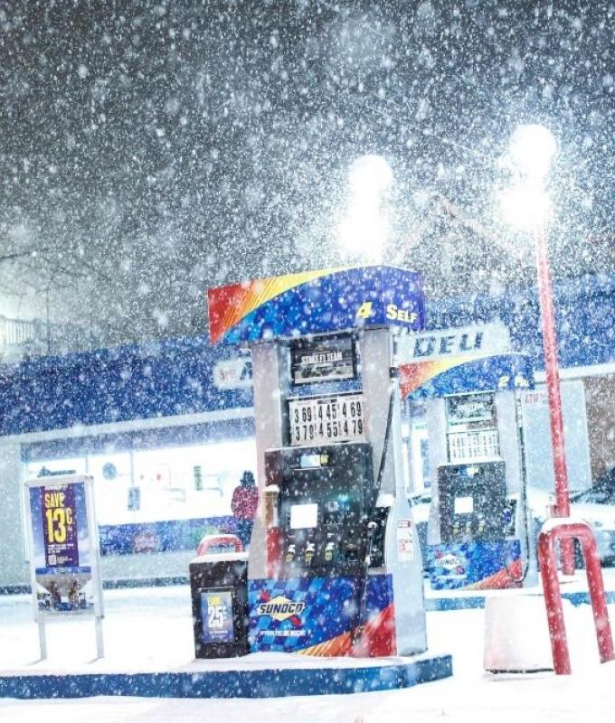 Holiday travel nightmare: Thousands stranded as New York faces heaviest snow in four years