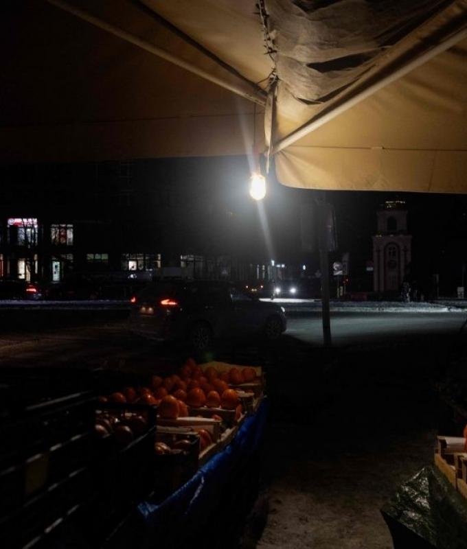 Ukrainians wish for peace in 2026 — and no more power cuts