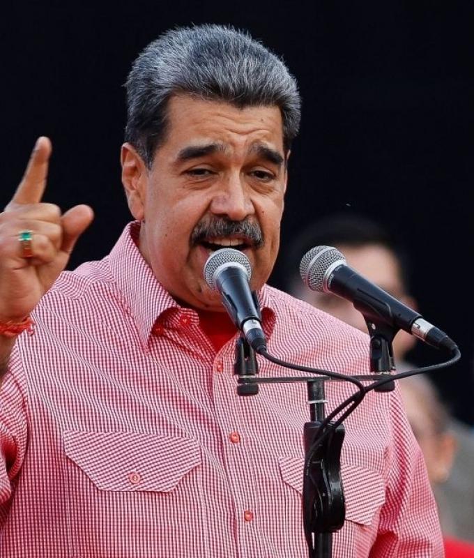 Venezuelan leader dodges strike question, stresses calm at home and readiness for US dialogue