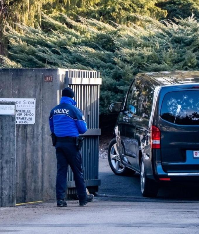 Hearses carry victims of deadly Swiss bar fire to funeral centre