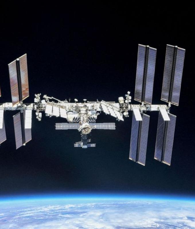 Nasa astronauts to return early from ISS after first-ever medical evacuation in station history