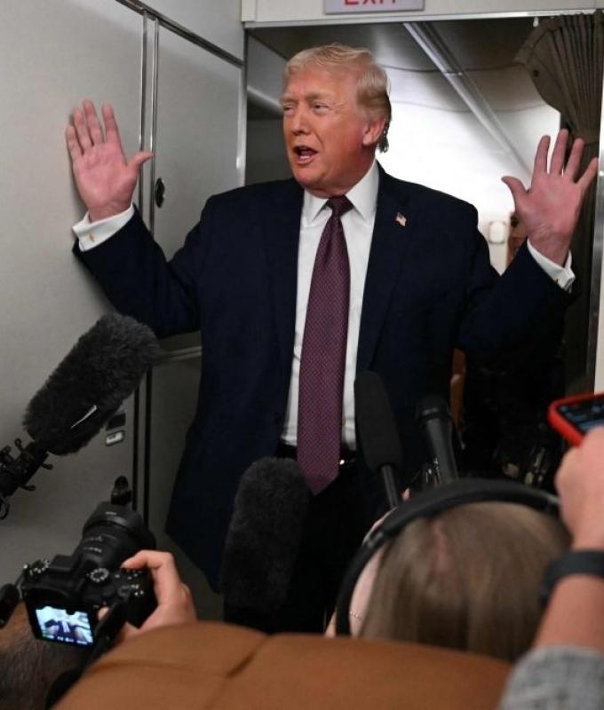 Trump says Iran ‘want to negotiate’ after reports of hundreds killed in protests