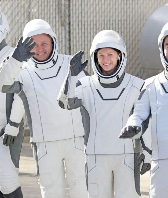 Nasa cuts short space mission, astronauts leave ISS in first-ever medical evacuation