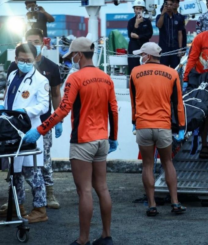 Ferry carrying 342 sinks in southern Philippines, at least 15 dead