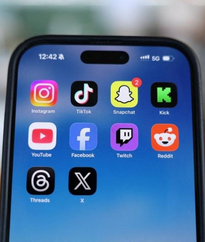 Meta, TikTok and YouTube face landmark US trial over claims platforms were designed to addict children