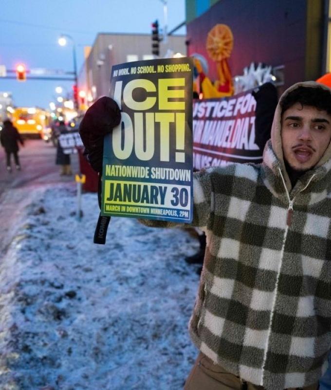 Minneapolis activists track federal immigration officers using encrypted apps