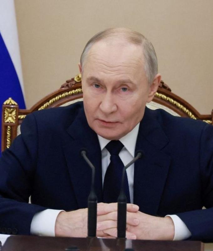 Putin meets Iran’s security chief as Washington pressures Tehran on nuclear deal