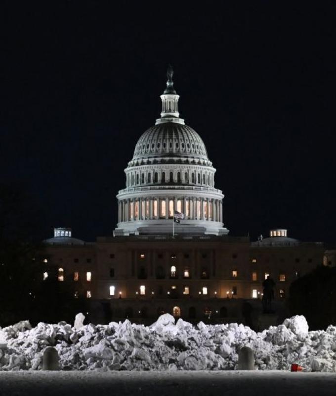 US Senate passes funding bill ahead of deadline, but shutdown still expected
