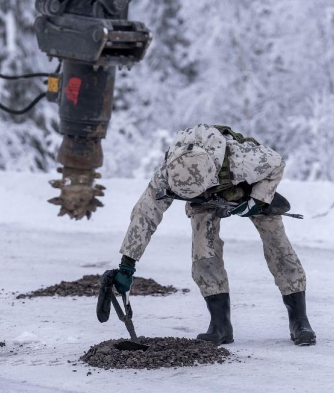 In Finland's forests, soldiers re-learn how to lay anti-personnel mines as Russia threat grows