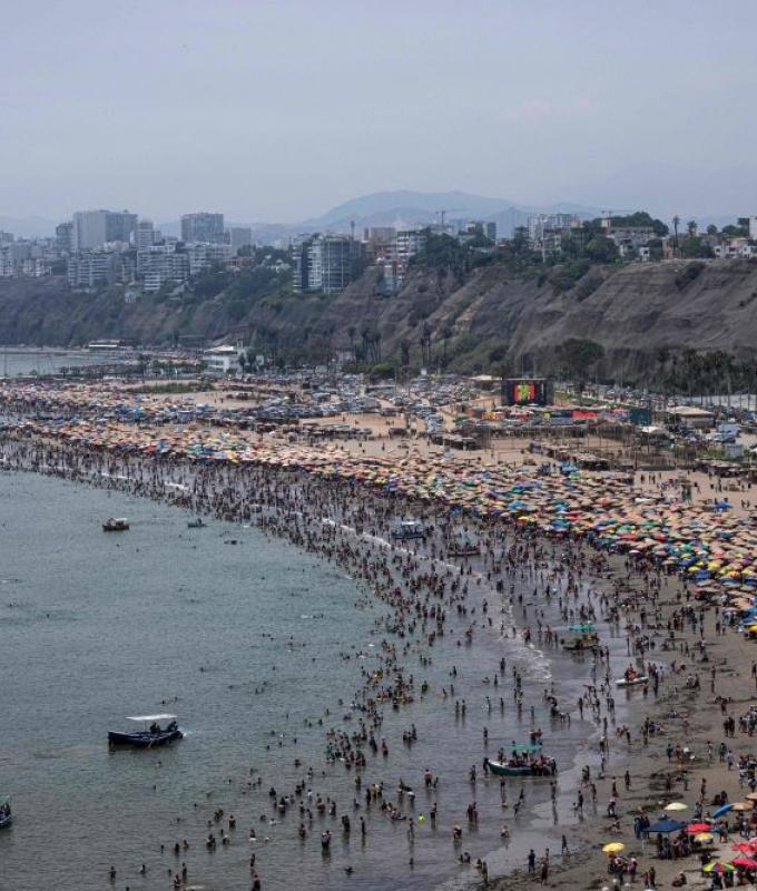 Peru’s popular Agua Dulce beach to close for a day as heaps of trash overwhelm coastline