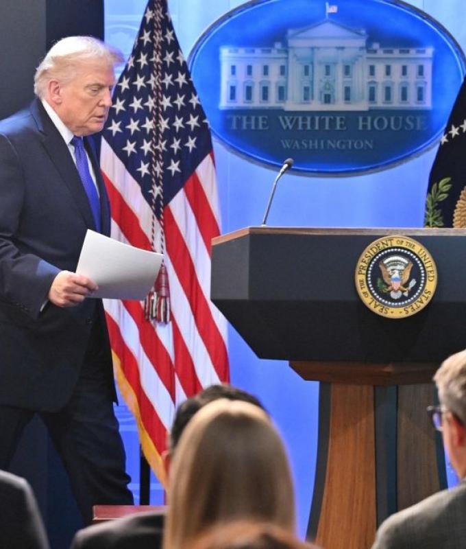 After Supreme Court ruling, Illinois governor seeks US$9b in tariff refunds from Trump