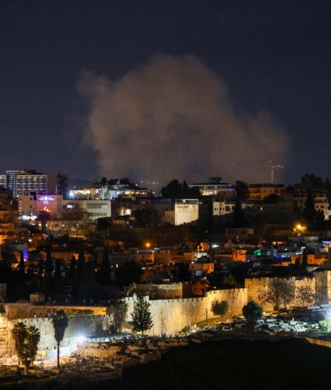 Iran Revolutionary Guards launches tenth wave of missile attacks at Tel Aviv, Haifa and east Jerusalem