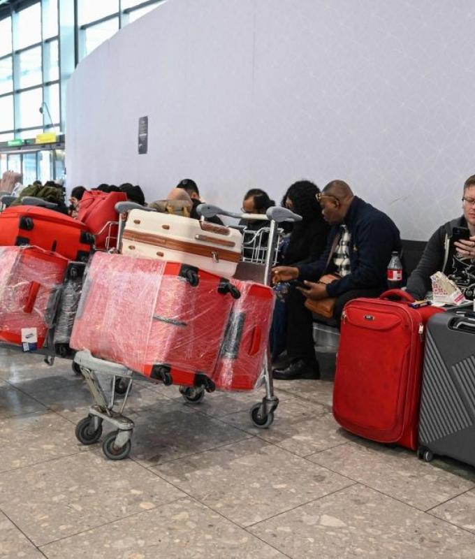 UK sending rapid teams to help 300,000 nationals in Gulf, says minister