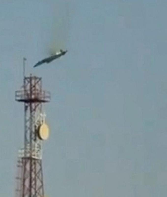 Smoke rises from US embassy, US warplanes crash in Kuwait