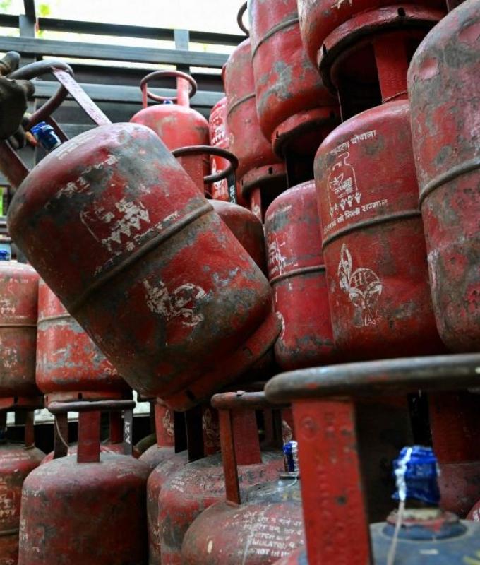 India prioritises household gas supply as war-linked disruptions threaten restaurants