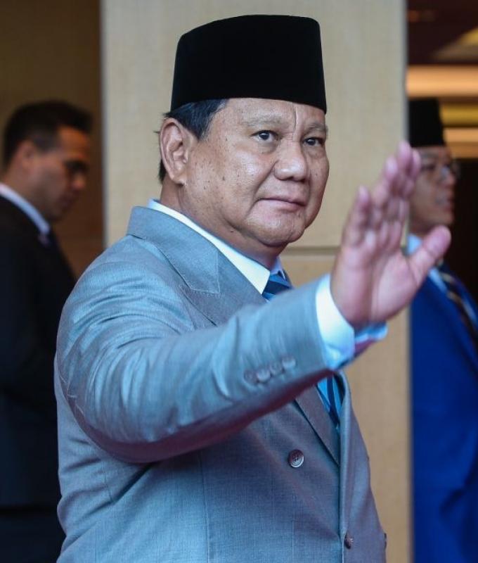 Indonesia will exceed deficit limit only in ‘very big emergency’ caused by high oil prices, Prabowo tells Bloomberg News