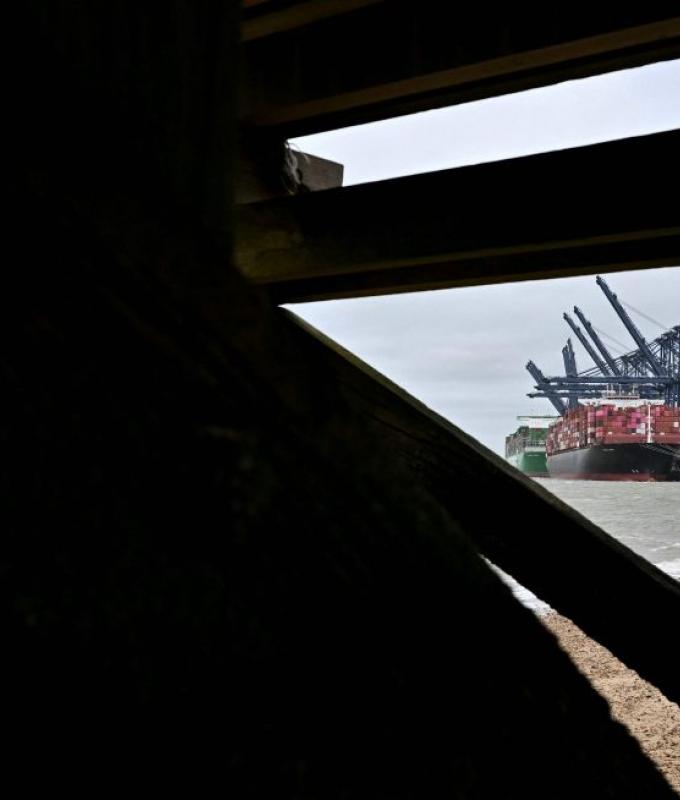 Australia says won't send navy ship to Strait of Hormuz after Trump request