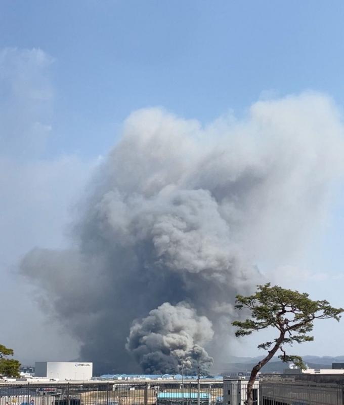 Blaze at South Korea car parts plant leaves dozens injured, 14 feared missing