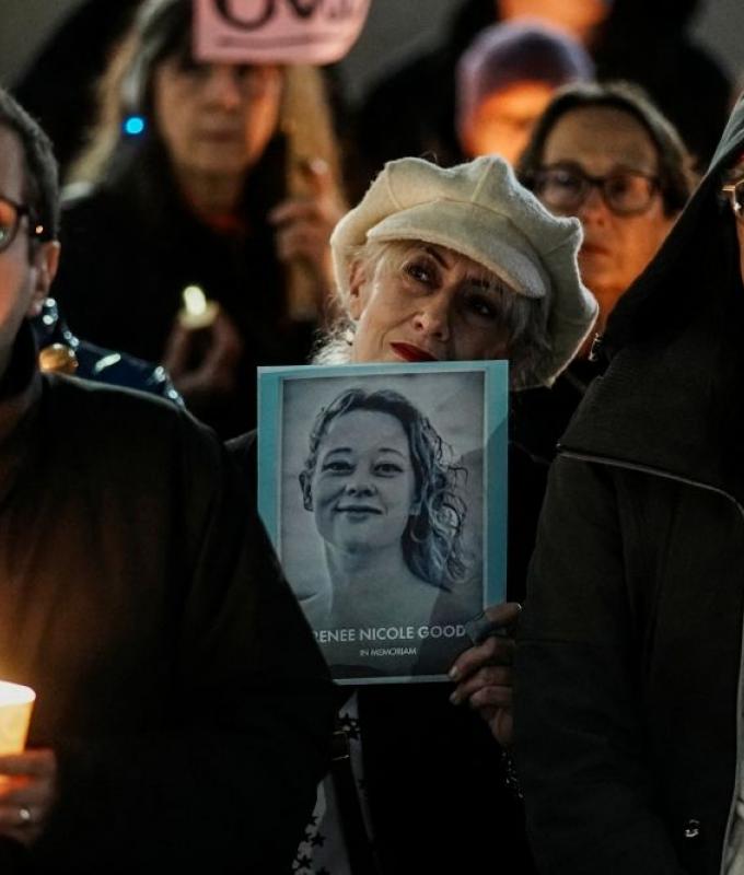 Minnesota sues US agencies for access to evidence in killings of Renee Good, Alex Pretti