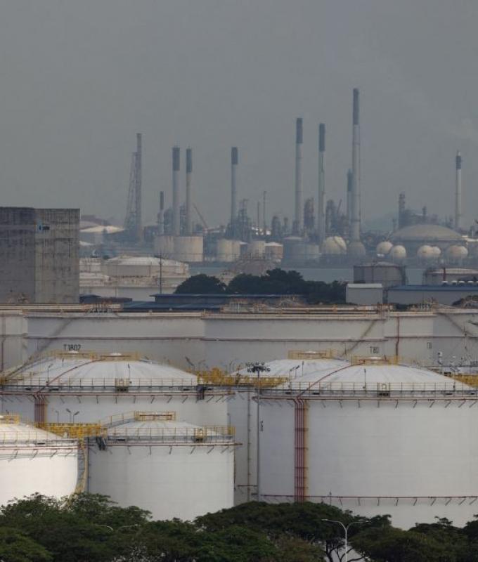 Thailand probes suspected fuel hoarding after 57m-litre supply gap