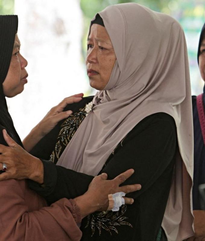 Back-to-back blasts leave Indonesian UN peacekeepers dead and wounded in Lebanon