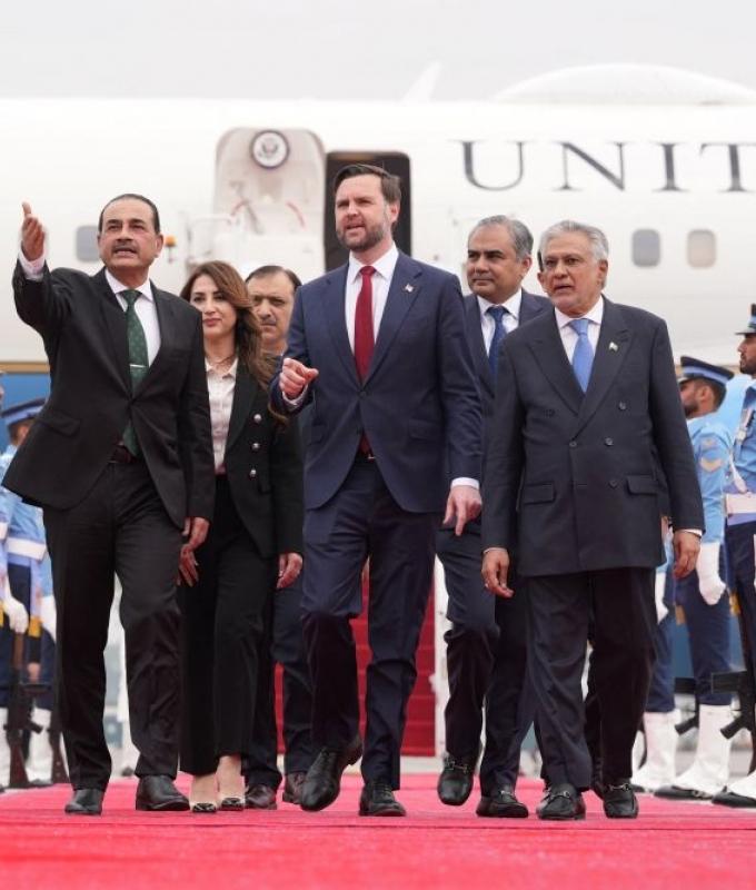 Pakistan urges US and Iran to engage constructively in Islamabad talks to end Middle East war