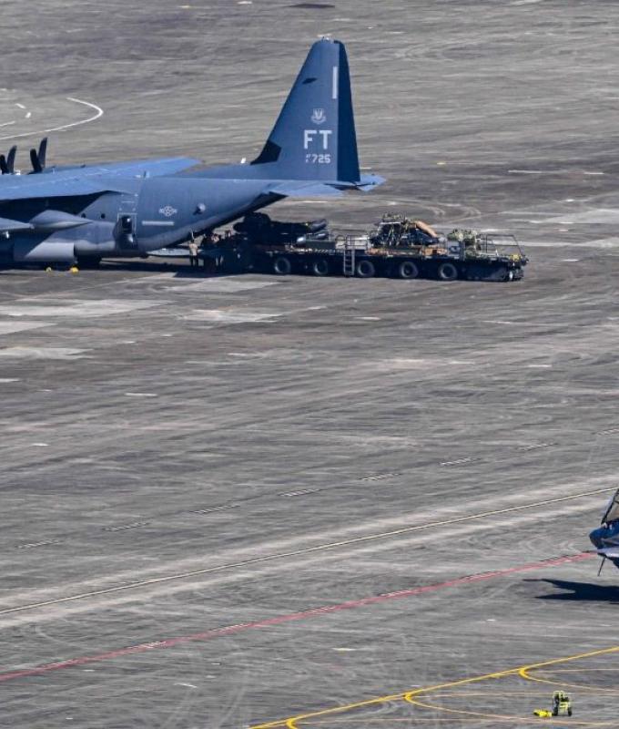 Axe‑wielding man damages US military plane at Ireland’s Shannon Airport