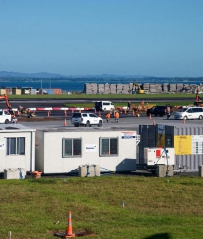Cyclone Vaianu lashes New Zealand’s North Island, forcing evacuations and mass flight cancellations