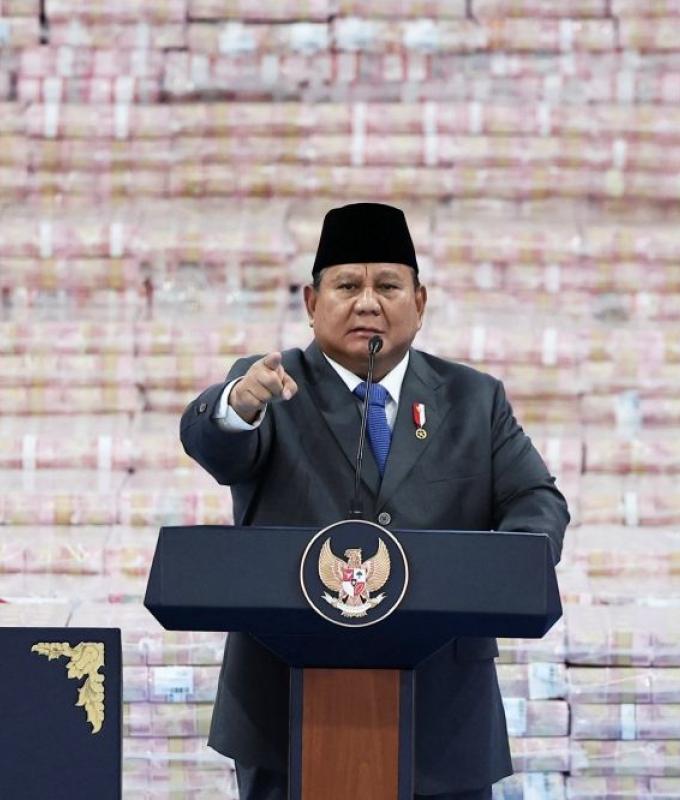Indonesia’s Prabowo heads to Russia for oil talks with Putin