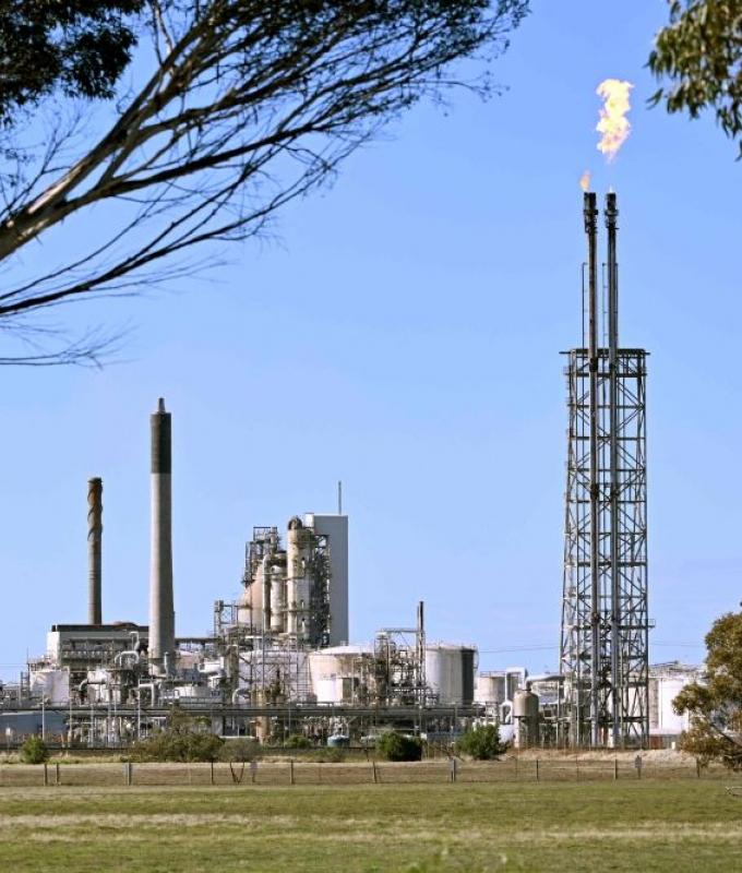 Explosions trigger massive fire at key Australian refinery, raising fuel supply concerns