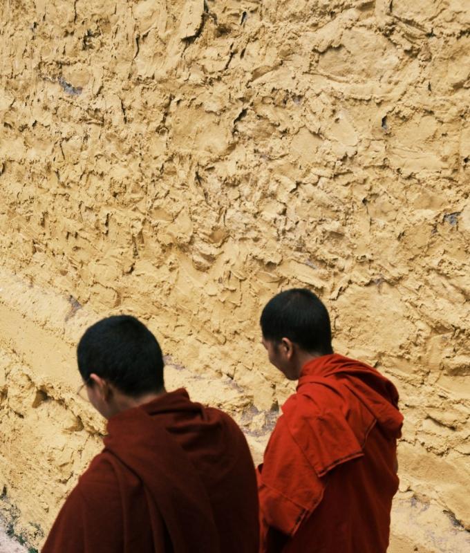 Sri Lanka detains 22 monks returning from Thailand over record cannabis haul