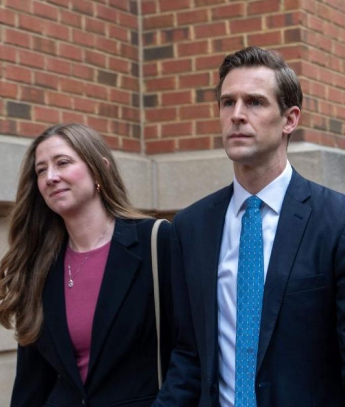 Ex-FBI director Comey surrenders over ‘8647’ post Trump’s DOJ claims is assassination threat