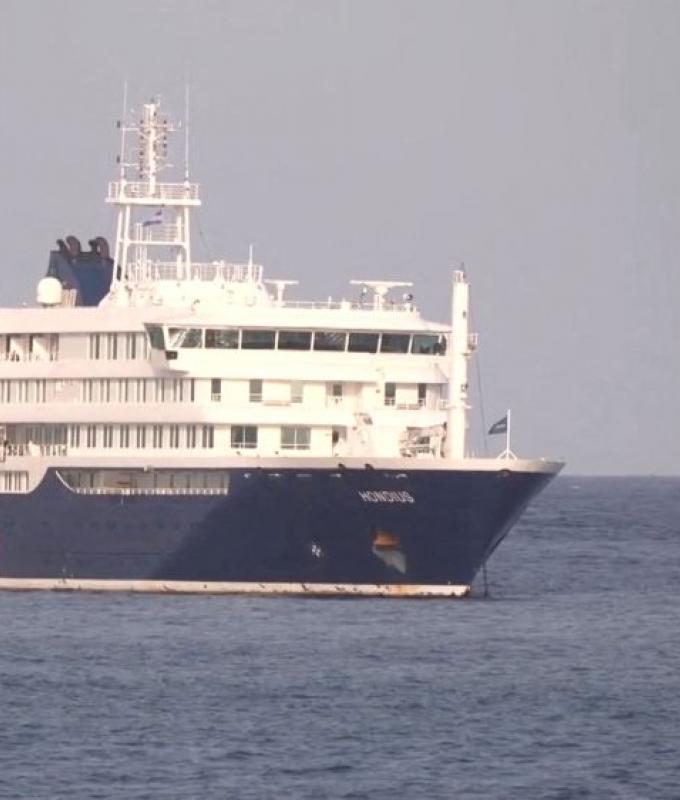 WHO says risk low as hantavirus‑hit cruise ship evacuates three passengers off Cape Verde, set to dock in Spain
