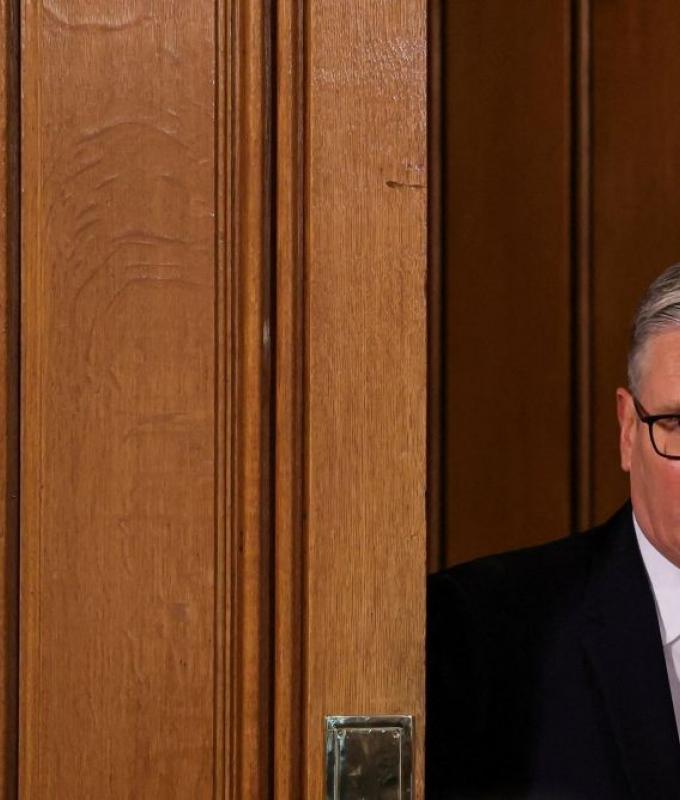 UK voters set to punish Starmer as Reform UK surge shakes Labour grip