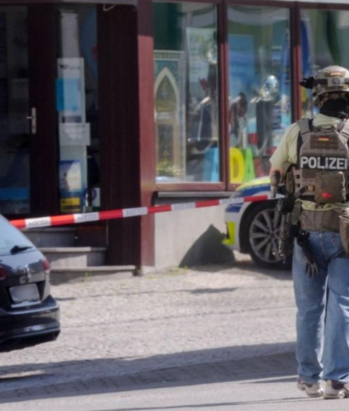 Hostage drama unfolds at German bank branch, police surround area