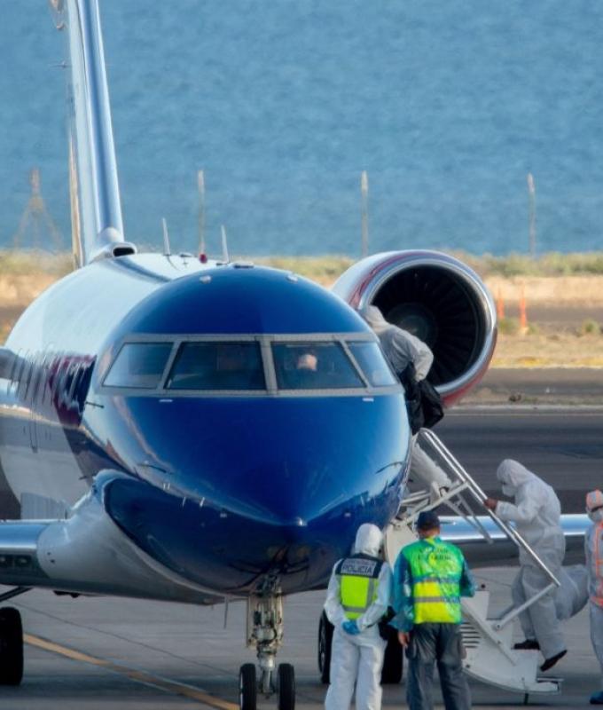Last evacuation flights with final 28 evacuees from hantavirus ship land in Netherlands