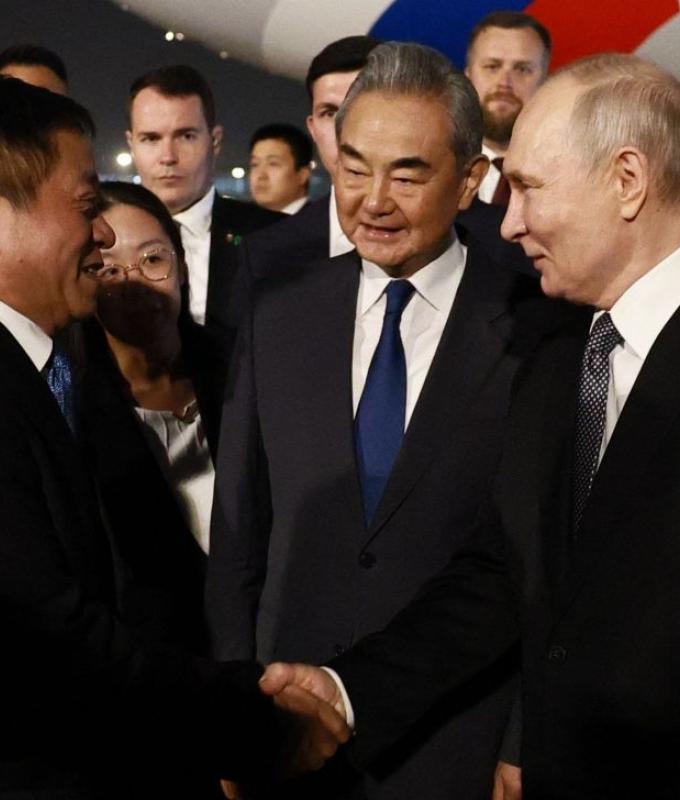 ‘Dear old friends’: Putin lands in Beijing to show Russia-China ties unshaken