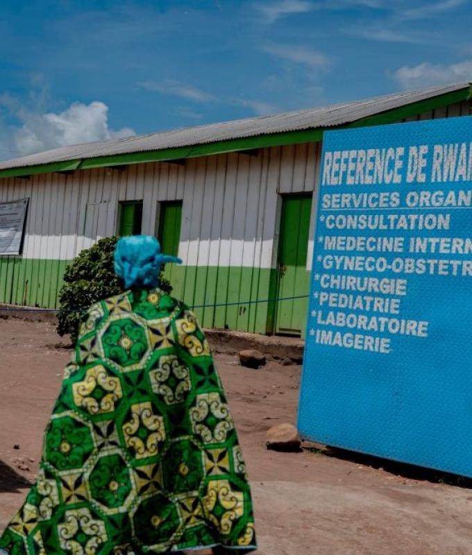 US doctor infected with Ebola in Congo flown to Germany for treatment, family placed in isolation