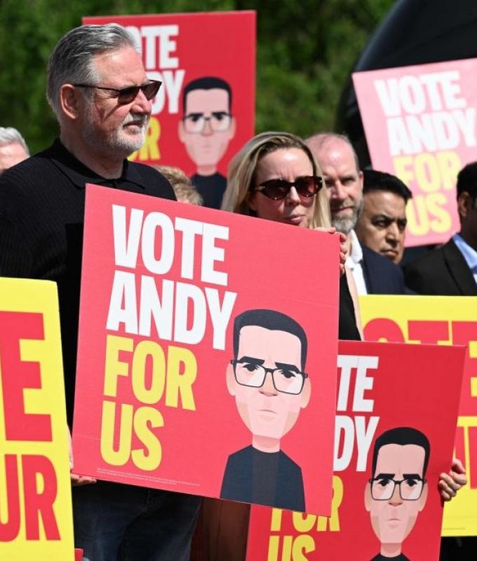 Would-be challenger to UK PM faces uphill battle in key vote