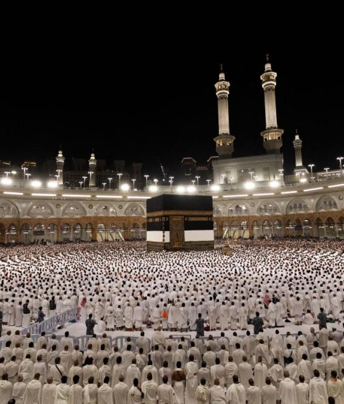 ‘I will come whichever way I can’: Western pilgrims defy Middle East tensions to perform Haj