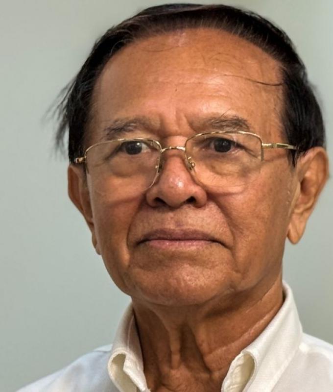 Cambodian king pardons former opposition leader