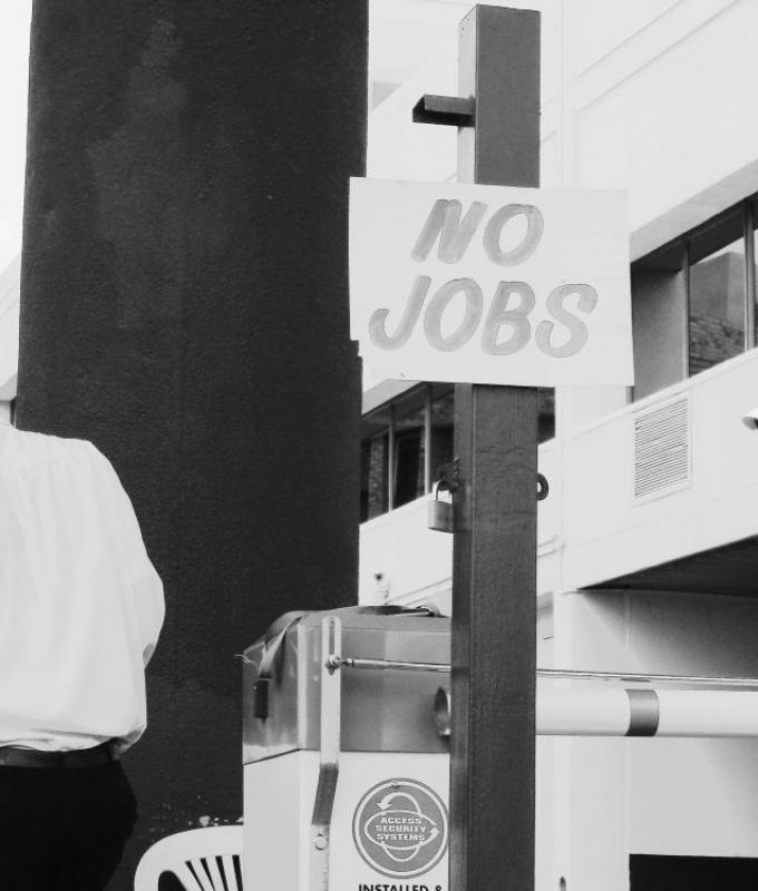 UK risks ‘lost generation’ as youth unemployment nears one million, says govt report