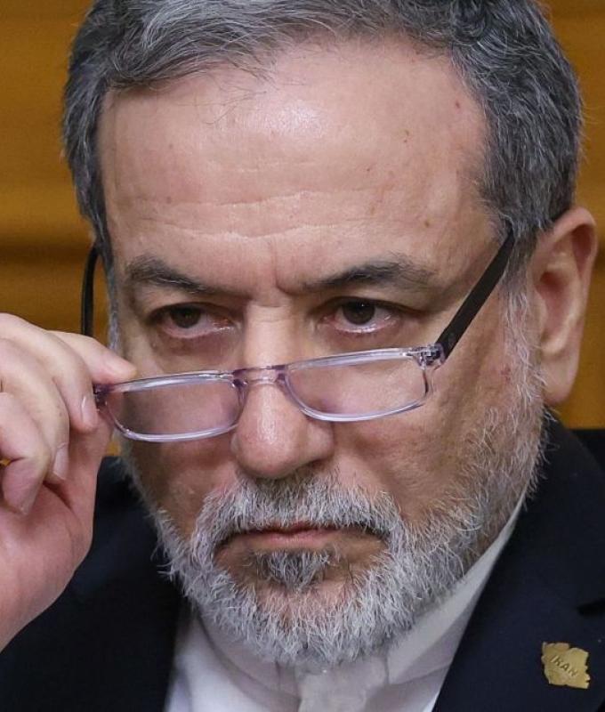 Iran says no ‘tangible progress’ in talks as Trump insists deal is close