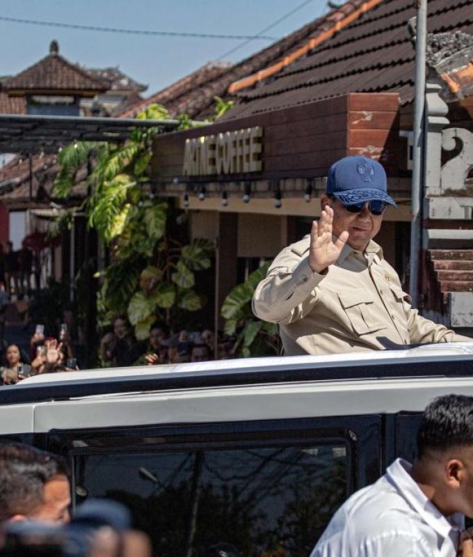 Indonesia’s Prabowo appoints new free meals agency chief after graft arrests