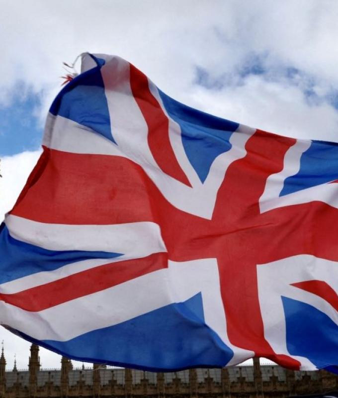 UK seizes Russian shadow‑fleet tanker in Channel in move Starmer calls a blow to Moscow