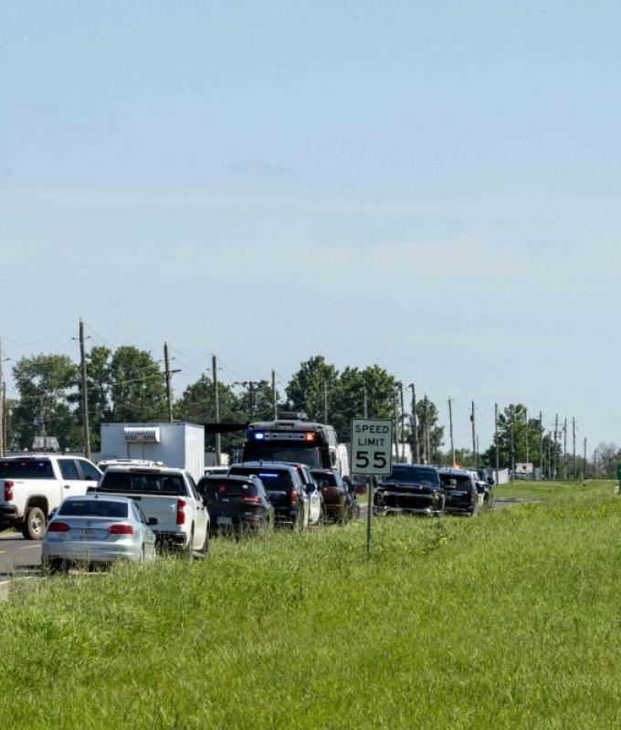 Skydiving plane crash kills 12 in Missouri