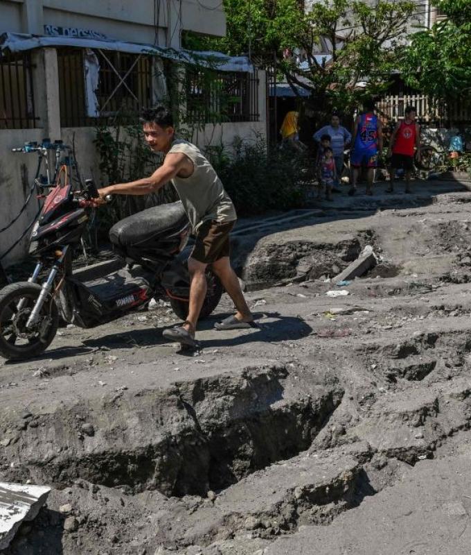 USGS: New 6.2 quake hits off Mindanao in the Philippines a week after deadly 7.8 tremor